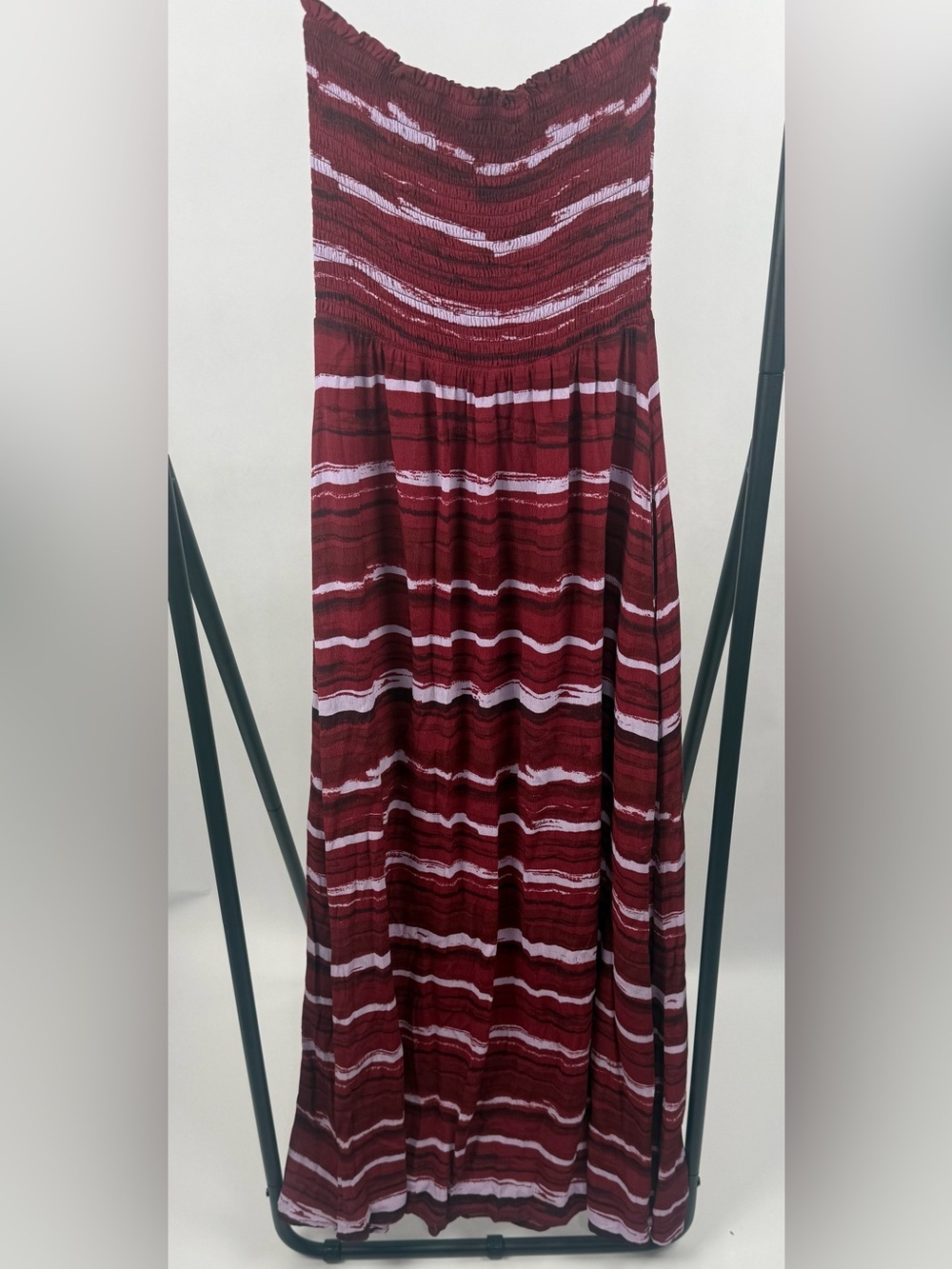 Evereve Lydia Strapless Maxi Dress XS Burgundy White Stripe Smocked Flowy Boho - Picture 3 of 5